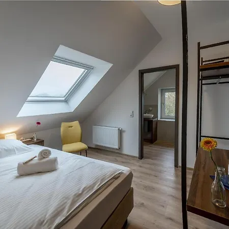 Hotel Zu Freunden
