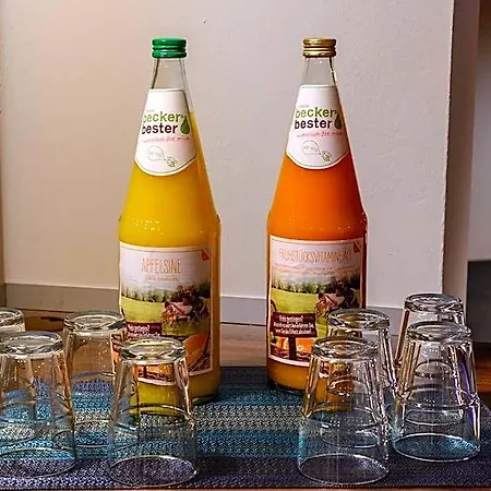 Zu Freunden Hotel
