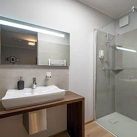 Zu Freunden Hotel 3*