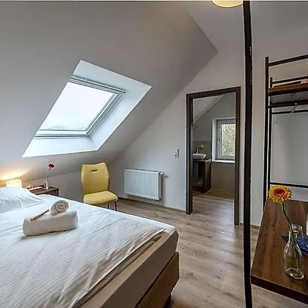 Hotel Zu Freunden 3*