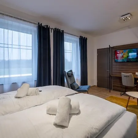 Hotel Zu Freunden *