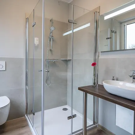 Hotel Zu Freunden *